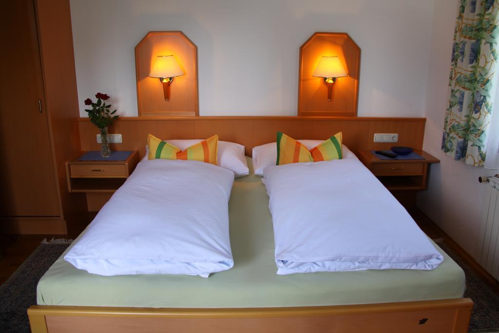 Haus Seeschwalbe Sankt Wolfgang im Salzkammergut Room photo
